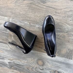 Never worn - Marc Jacobs 4" Platform Wedge Mary Jane